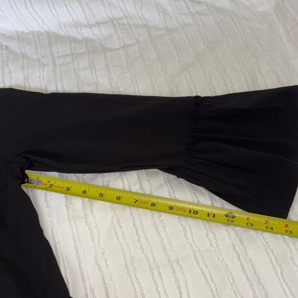 Tuckernuck Pomander Place Black crepe Ruffled Women's Top - Picture 7 of 9